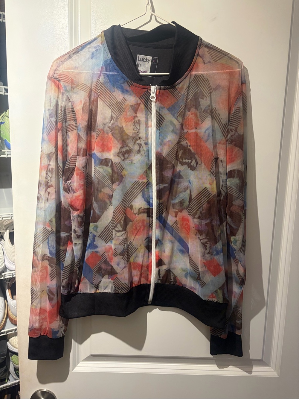 🌹 Lucky in Love Sheer Rose Print Jacket - Size Medium 🌹